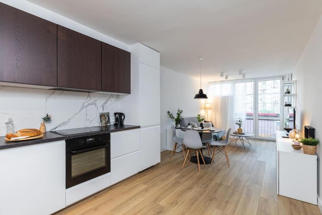 Superapart Jana Pawla Ii, Apt 302 Cozy Urban Retreat, Perfect For Couples 华沙 外观 照片